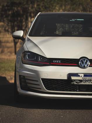 VOLKSWAGEN GOLF 2.0 TSI GTI 16V TURBO GASOLINA 4P AUTOMÁTICO